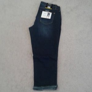 🎈BRAND NEW🎈NINE WEST CHRISTY CAPRI JEANS